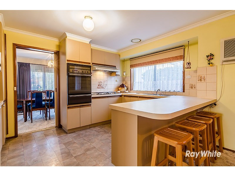 5 Salignus Court, Narre Warren VIC 3805