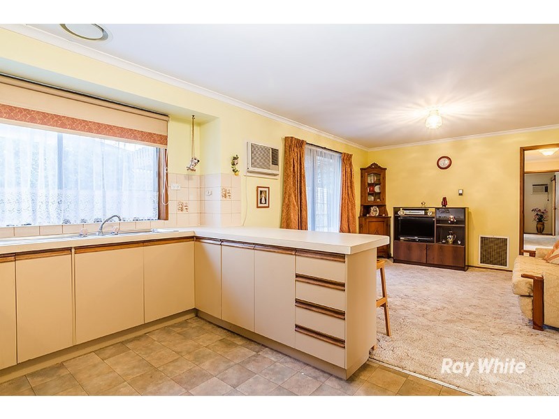 5 Salignus Court, Narre Warren VIC 3805