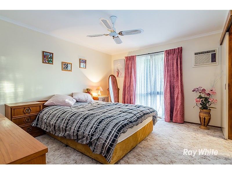 5 Salignus Court, Narre Warren VIC 3805