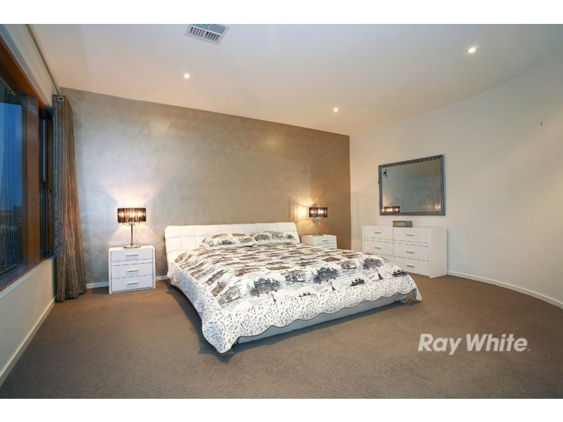 16 Carbine Way, Lyndhurst VIC 3975