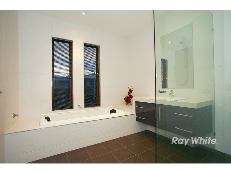 16 Carbine Way, Lyndhurst VIC 3975