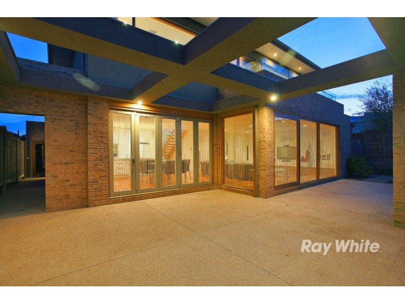 16 Carbine Way, Lyndhurst VIC 3975