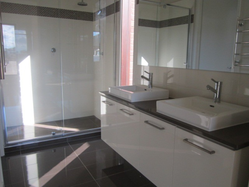 11 Chagall Parade, Clyde North VIC 3978