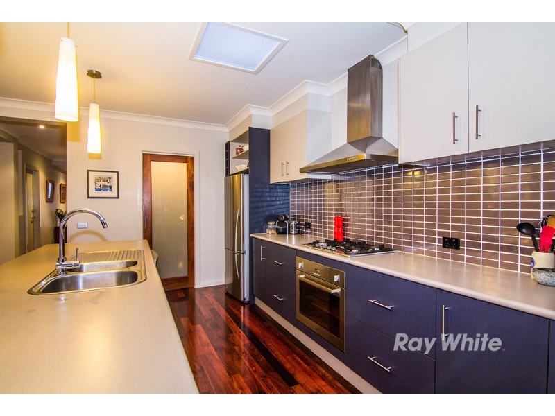 25 Henning Avenue, Lynbrook VIC 3975