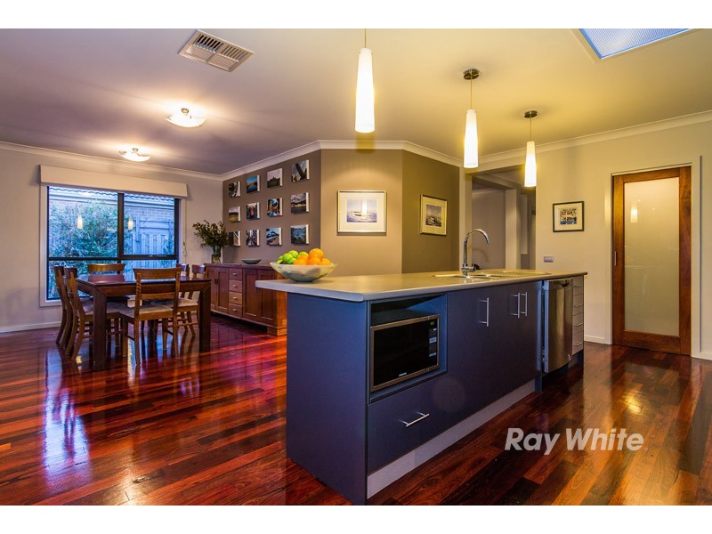 25 Henning Avenue, Lynbrook VIC 3975