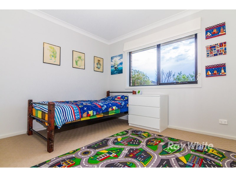 25 Henning Avenue, Lynbrook VIC 3975