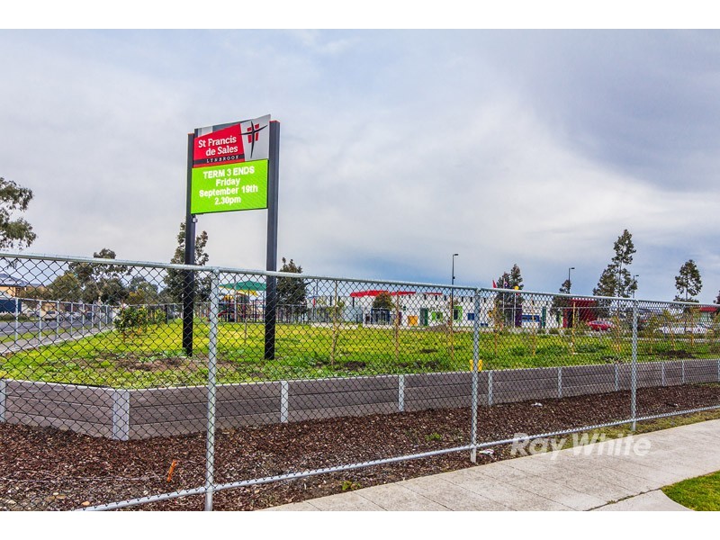 25 Henning Avenue, Lynbrook VIC 3975