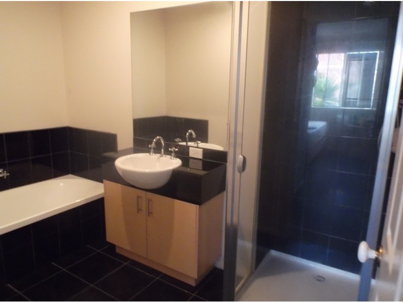 5 Provence Place, Narre Warren South VIC 3805