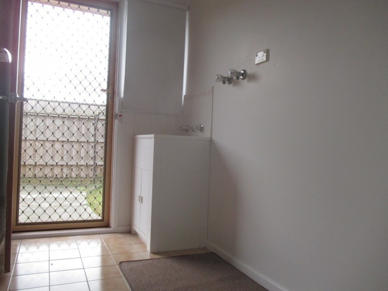 1 Marnie Drive, Cranbourne West VIC 3977