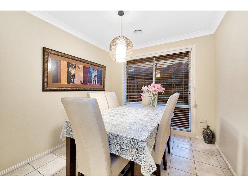 53 Cato Parkway, Lynbrook VIC 3975