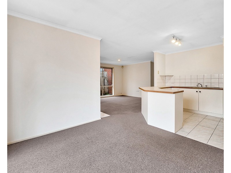 31 Rachel Drive, Cranbourne North VIC 3977