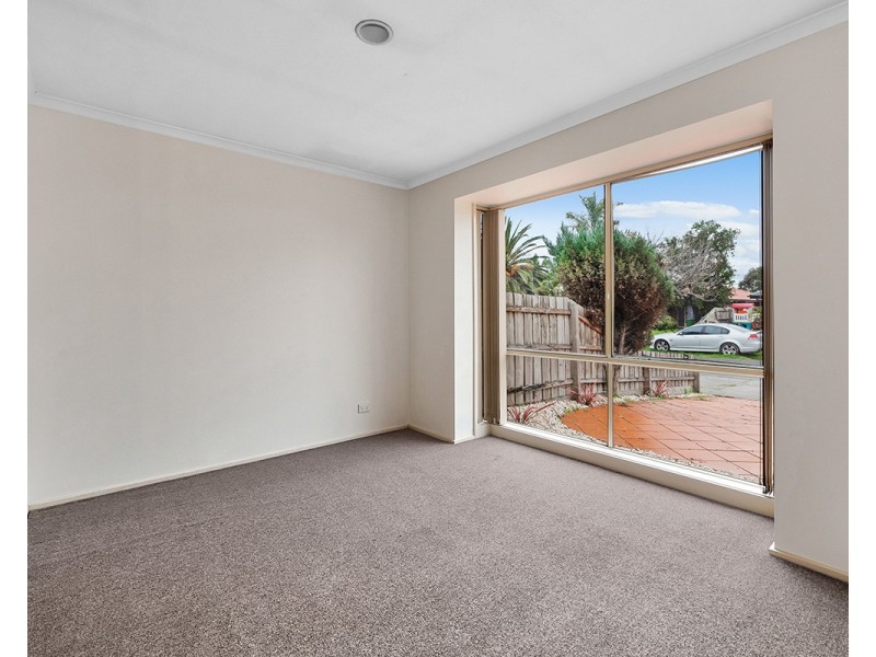 31 Rachel Drive, Cranbourne North VIC 3977