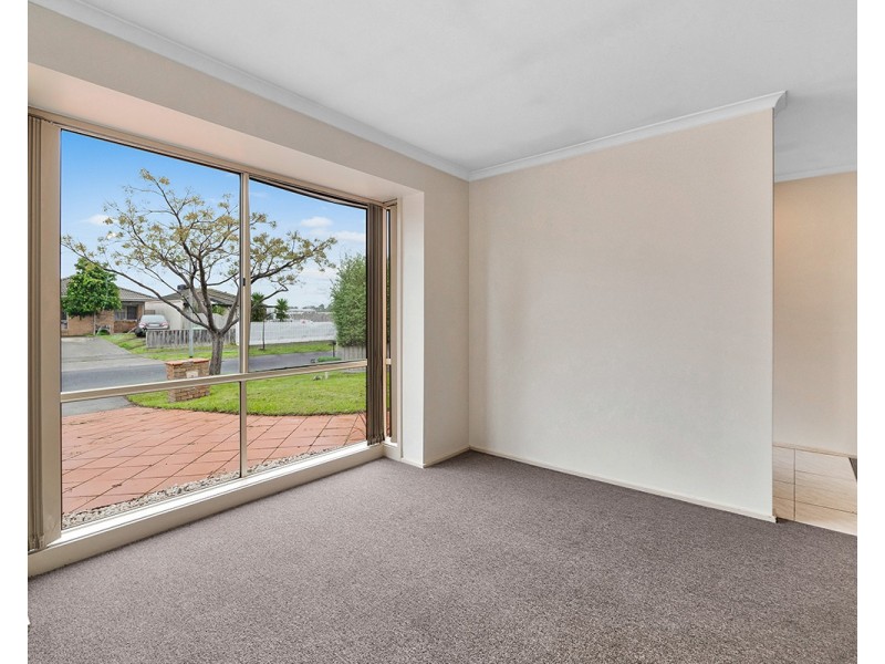 31 Rachel Drive, Cranbourne North VIC 3977