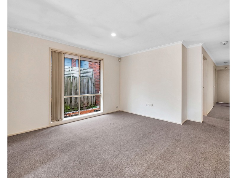 31 Rachel Drive, Cranbourne North VIC 3977