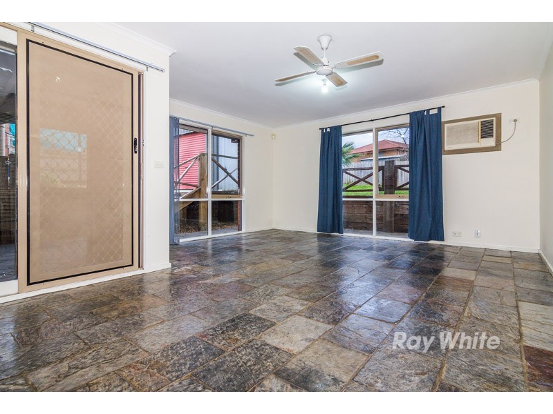 8 Pentland Drive, Narre Warren VIC 3805