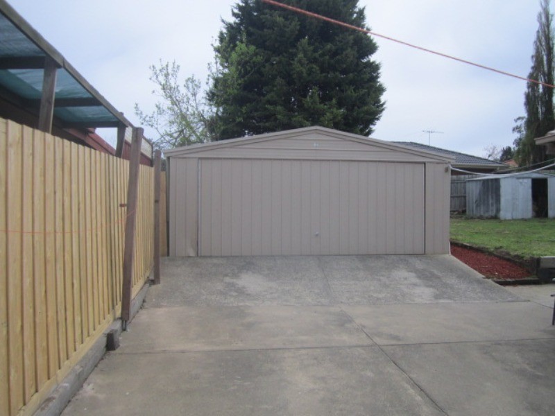 7 Lewisham Close, Hampton Park VIC 3976