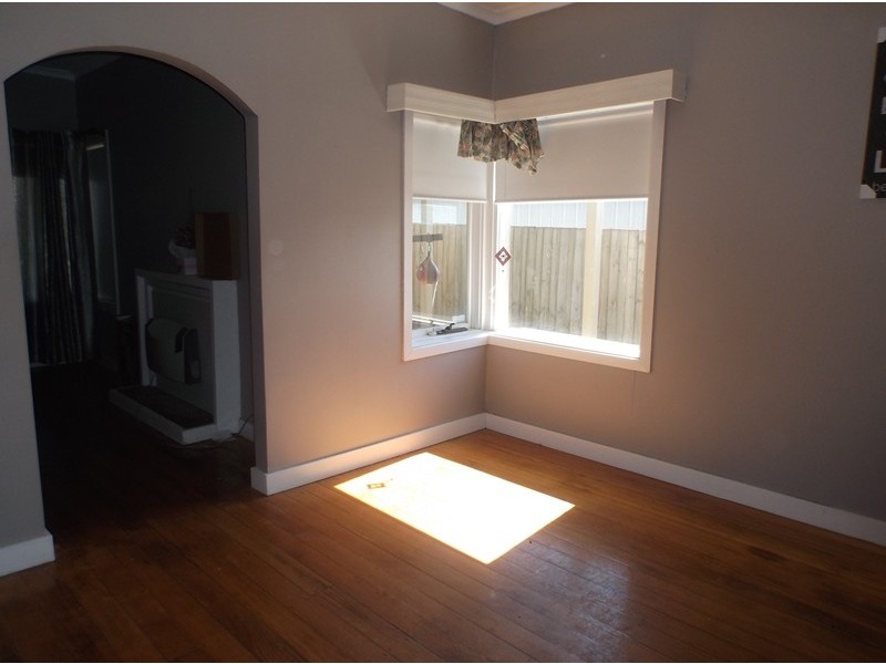 16 Jillian Street, Cranbourne VIC 3977