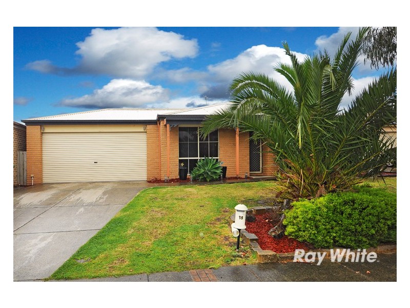 35 Central Parkway, Cranbourne West VIC 3977