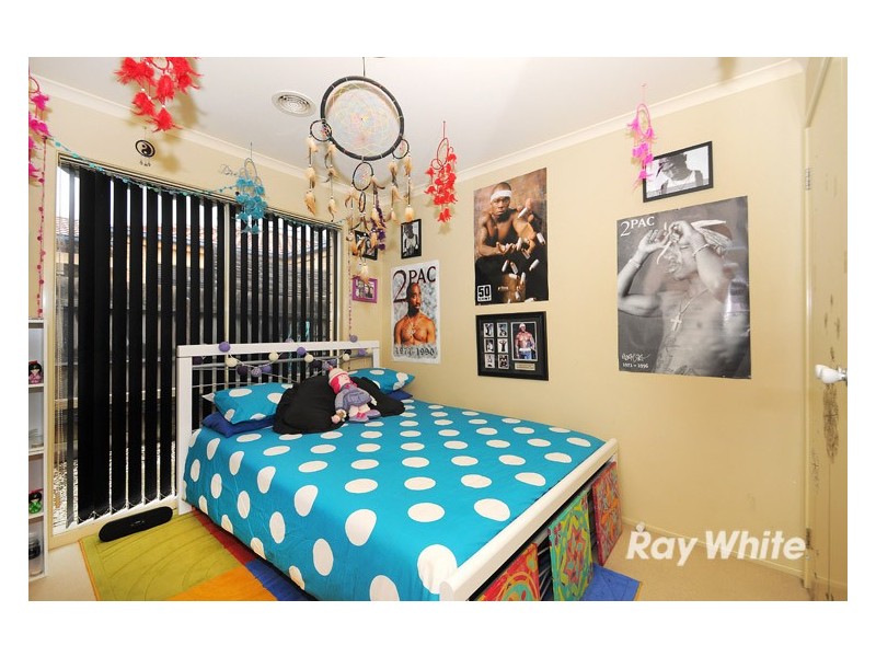 35 Central Parkway, Cranbourne West VIC 3977