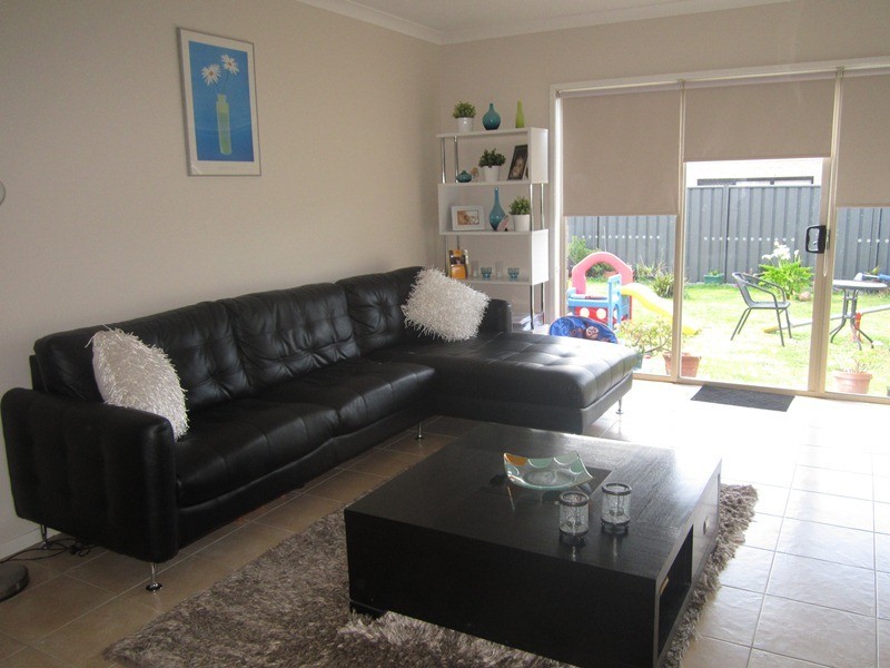 39 Kindred Avenue, Cranbourne North VIC 3977