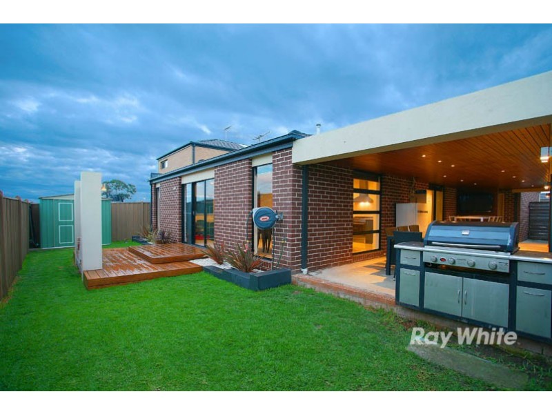 12 Hugden Road, Lyndhurst VIC 3975