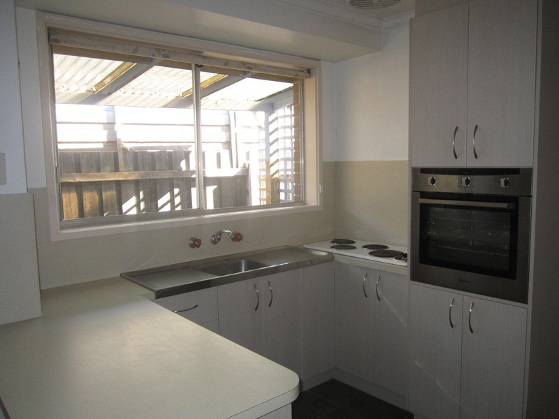 42 Lurline Street, Cranbourne VIC 3977