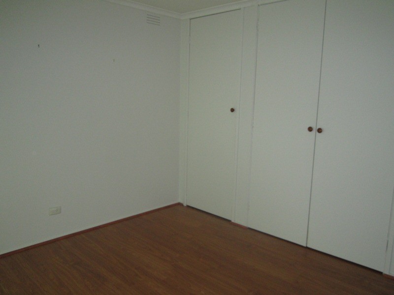 42 Lurline Street, Cranbourne VIC 3977