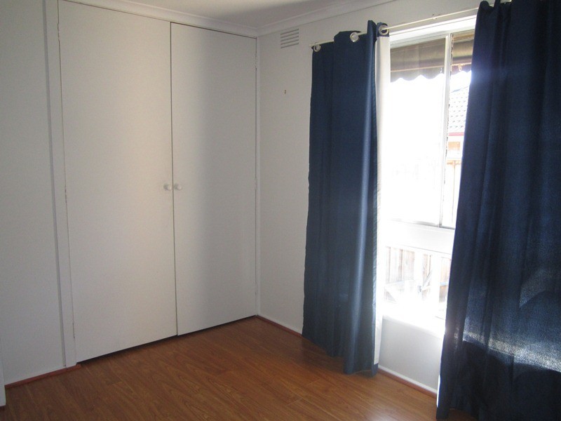 42 Lurline Street, Cranbourne VIC 3977