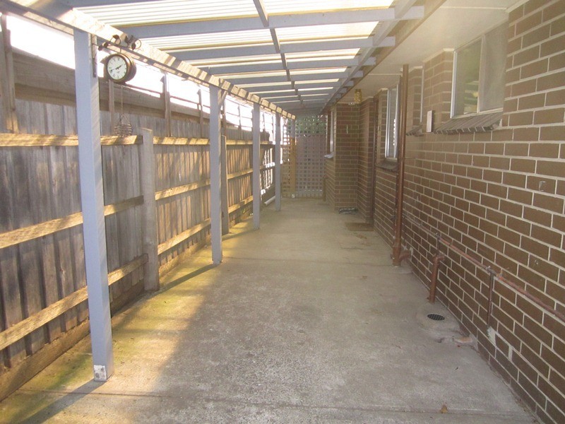 42 Lurline Street, Cranbourne VIC 3977