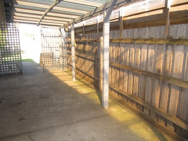 42 Lurline Street, Cranbourne VIC 3977