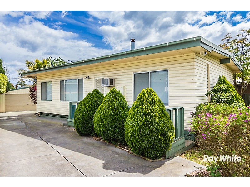 9 Damian Court, Cranbourne VIC 3977