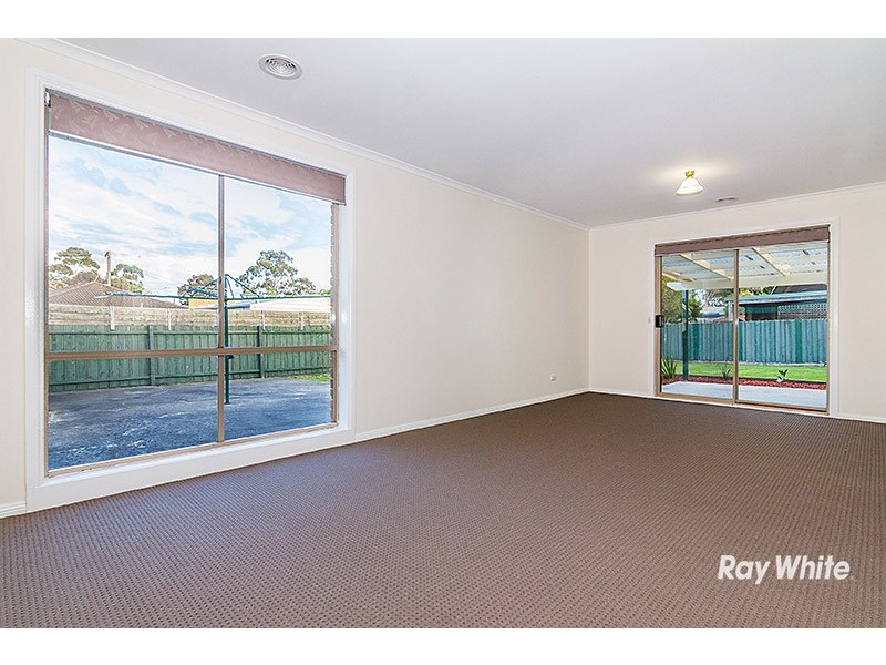 30 Monahans Road, Cranbourne VIC 3977