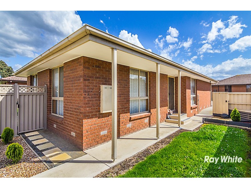 2/15 Lecky Street, Cranbourne VIC 3977