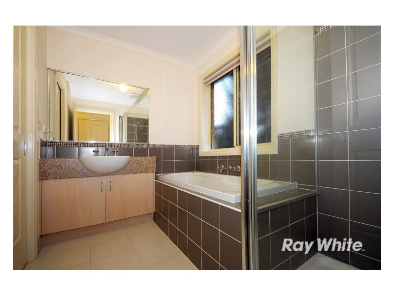 5/95 Breens Road, Cranbourne West VIC 3977