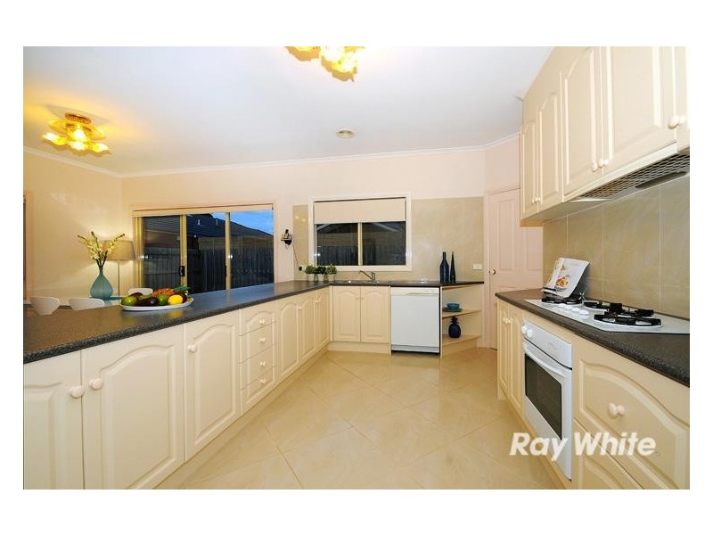 3 Campion Walk, Lynbrook VIC 3975