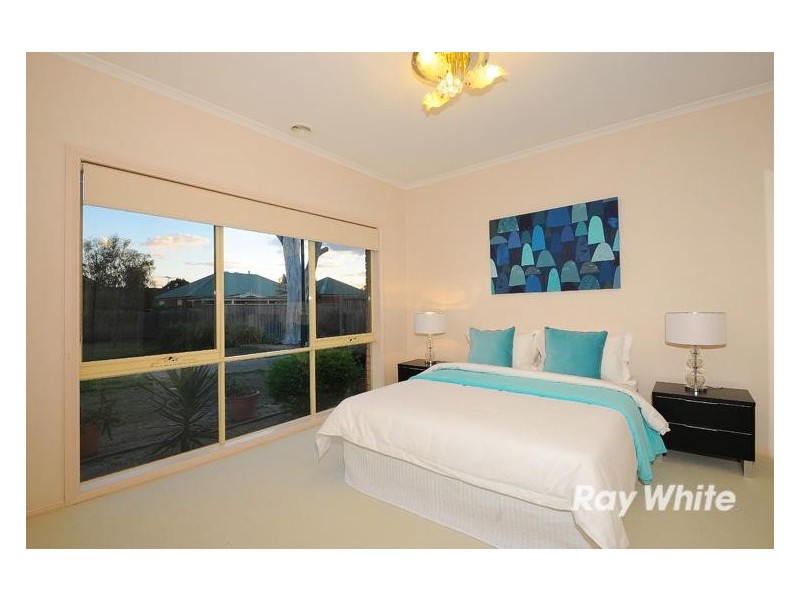 3 Campion Walk, Lynbrook VIC 3975