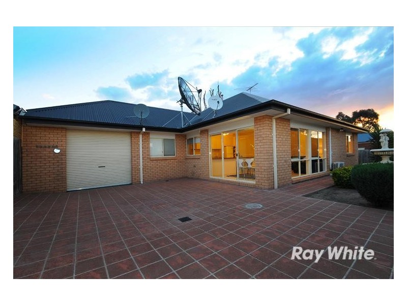 3 Campion Walk, Lynbrook VIC 3975