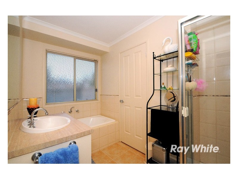 29 Paterson Drive, Lynbrook VIC 3975