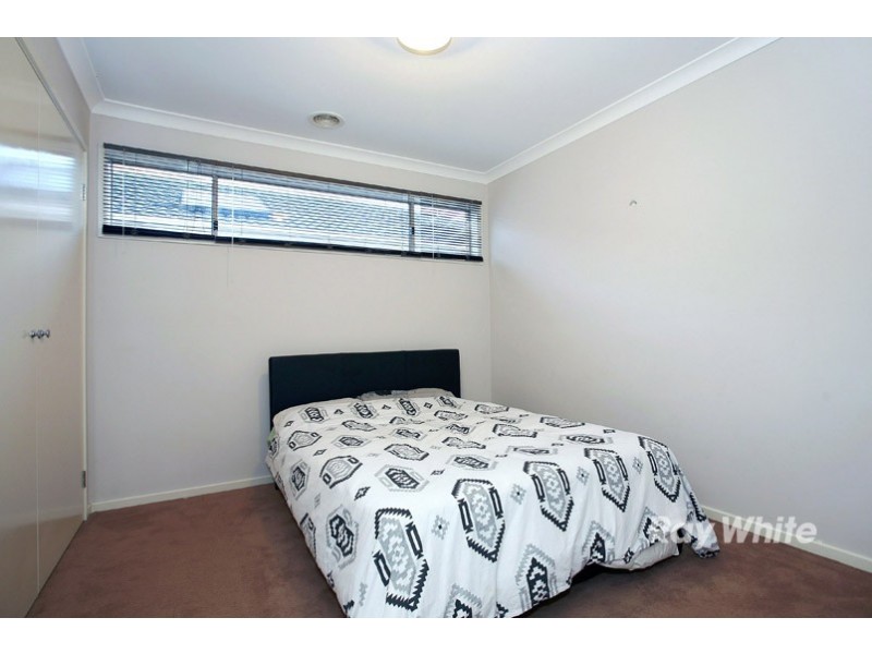 2 Benbrook Place, Lyndhurst VIC 3975