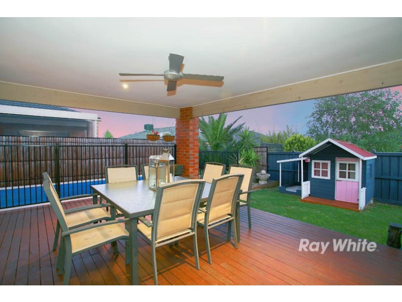 22 Melington Drive, Lyndhurst VIC 3975