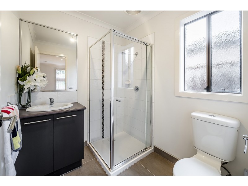 4 Islington Avenue, Cranbourne North VIC 3977