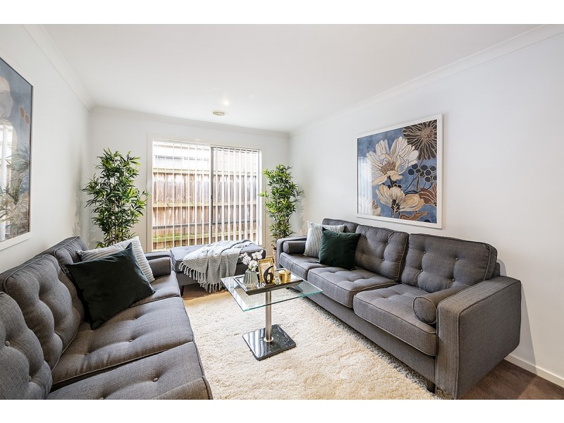 4 Islington Avenue, Cranbourne North VIC 3977