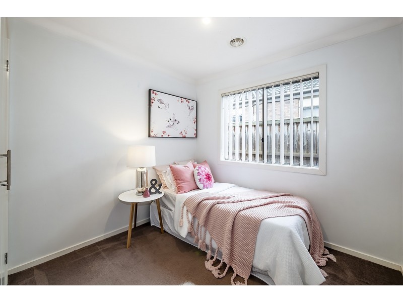 4 Islington Avenue, Cranbourne North VIC 3977