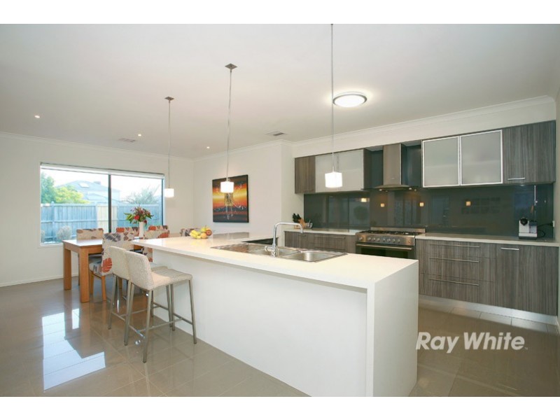 17 Island Circuit, Lyndhurst VIC 3975