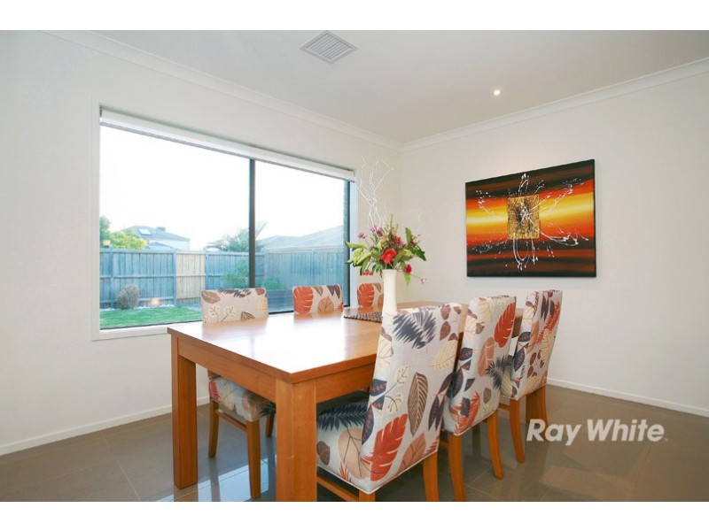 17 Island Circuit, Lyndhurst VIC 3975