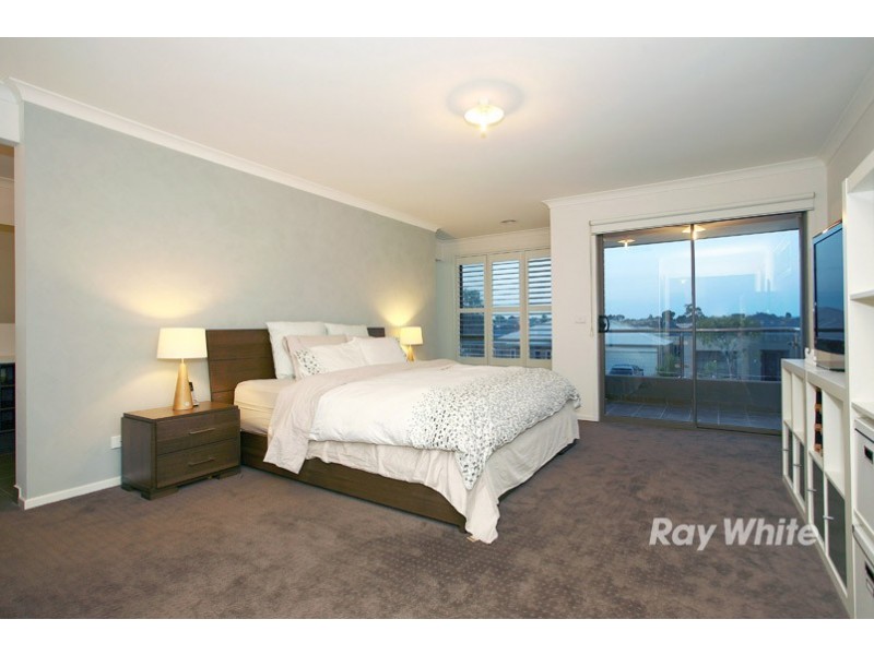 17 Island Circuit, Lyndhurst VIC 3975