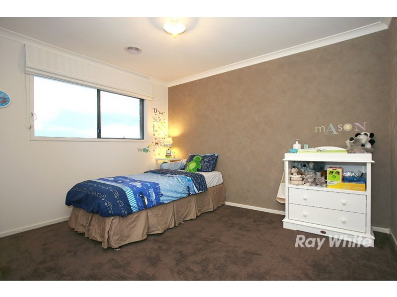 17 Island Circuit, Lyndhurst VIC 3975