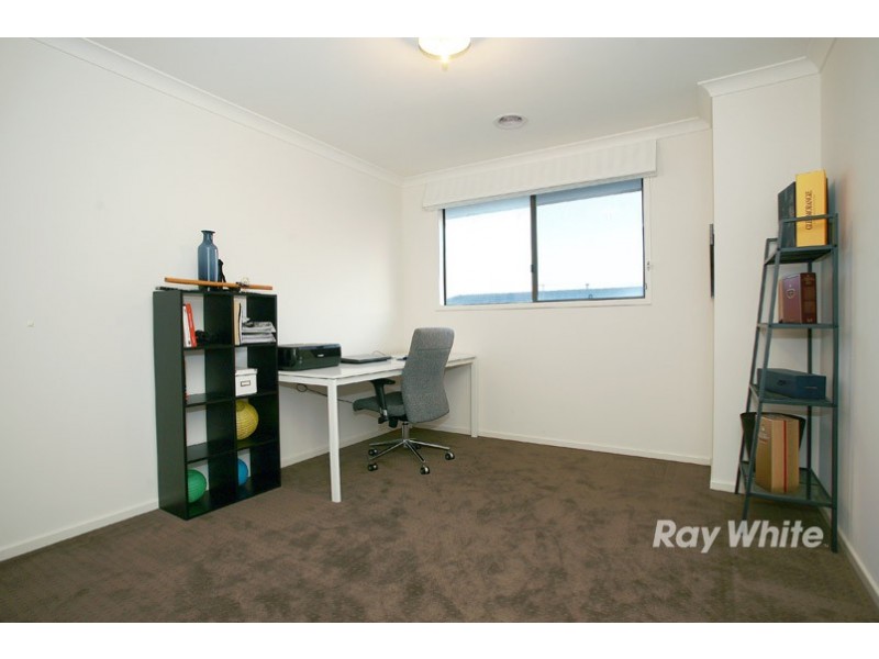 17 Island Circuit, Lyndhurst VIC 3975