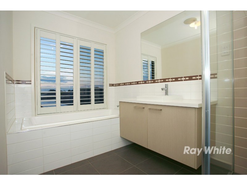 17 Island Circuit, Lyndhurst VIC 3975