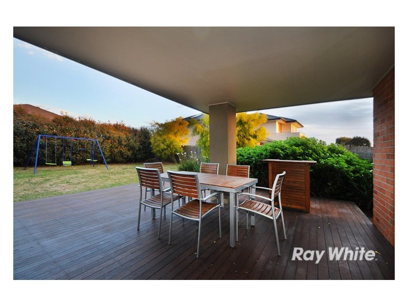 1 Hanrahan Wynd, Lynbrook VIC 3975